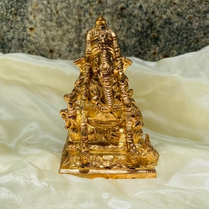 Beautiful Customizable 4-Inch to 20-Inch Panchaloha Pillayarpatti Vinayagar Statue, Handcrafted Ganesha Idol - Perfect Gif