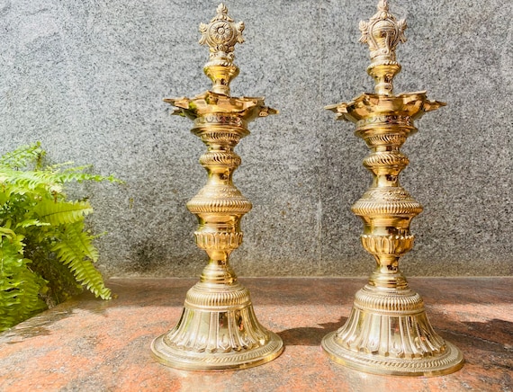 Reviving the Elegance of Traditional Lamps, Kuthu Vilakku