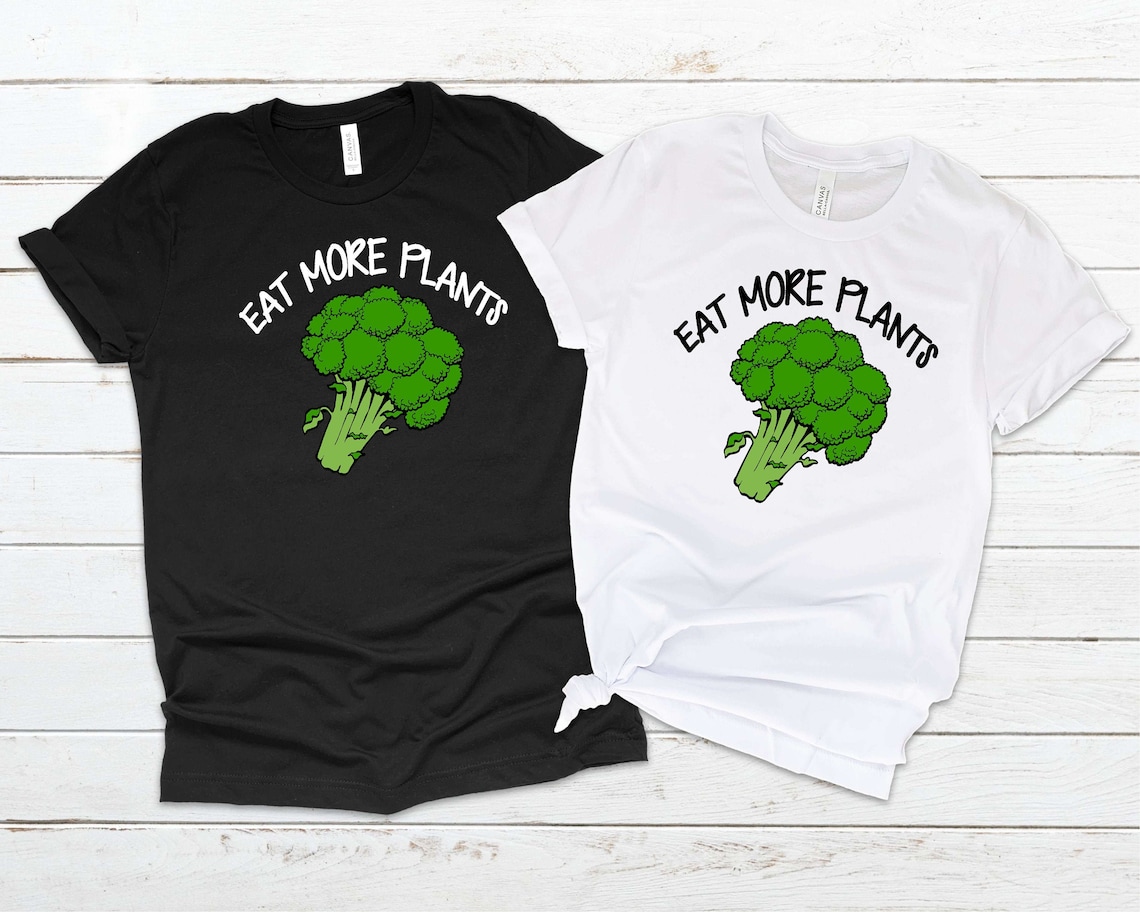 broccoli t shirt with giraffes