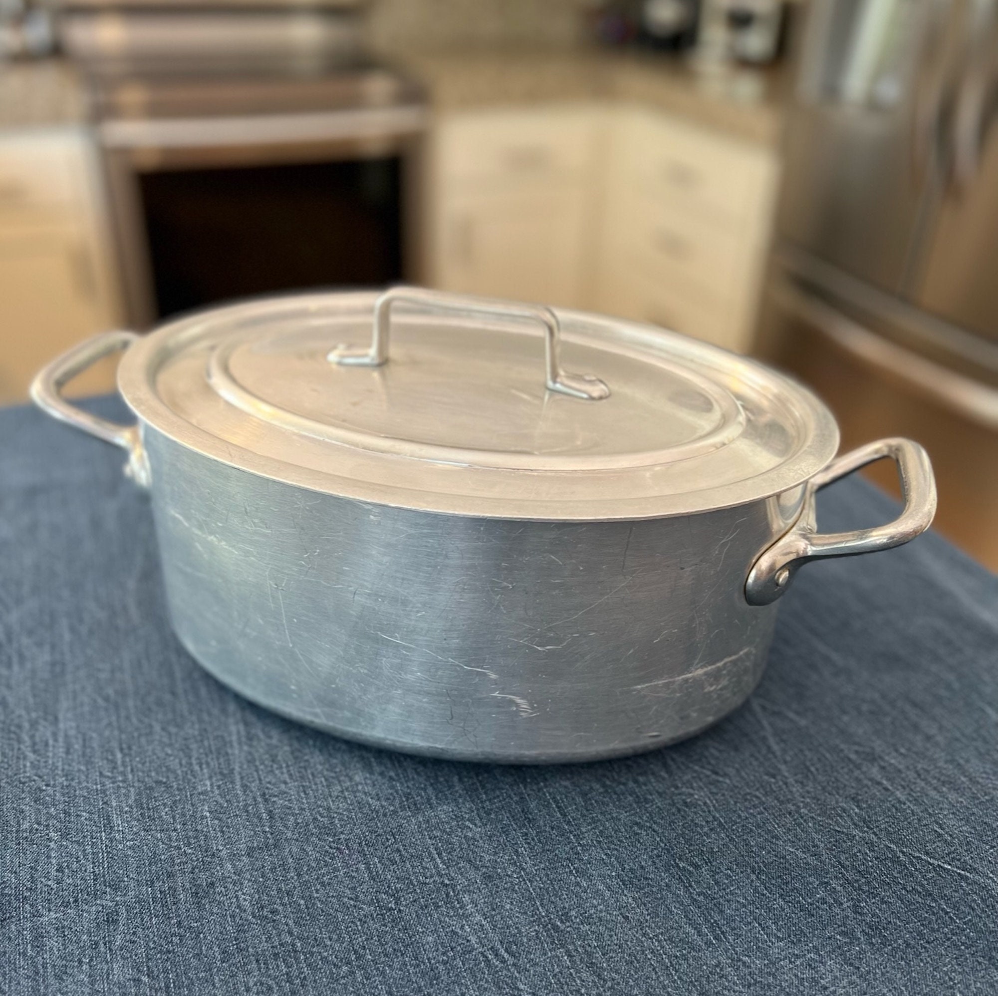 Vintage Cast Aluminum Perfection Cook-Ware Oval Roaster w/ Lid