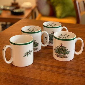 Set of 4 Christmas Tree Tom & Jerry Mugs Green Trim Crafted in England by Spode | Spode Christmas Tree Coffee Cups | Vintage Spode