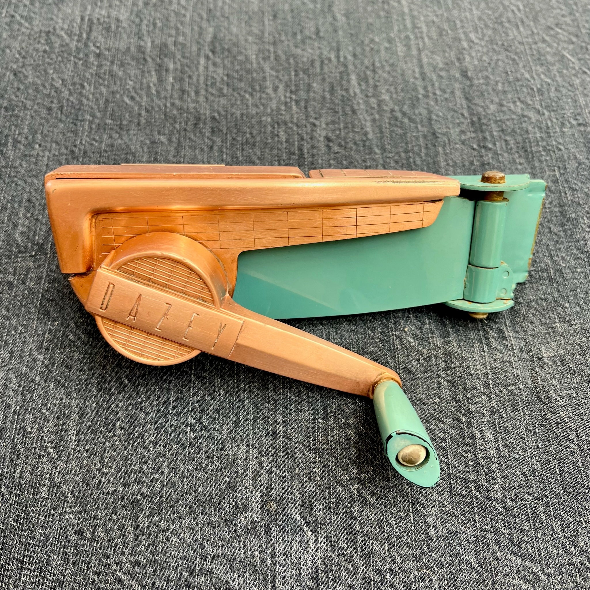 Wall Mounted Turquoise and Copper Canaramic Model 86 Can Opener by Dazey  Corporation Turquoise Can Opener Vintage Kitchen Can Opener 