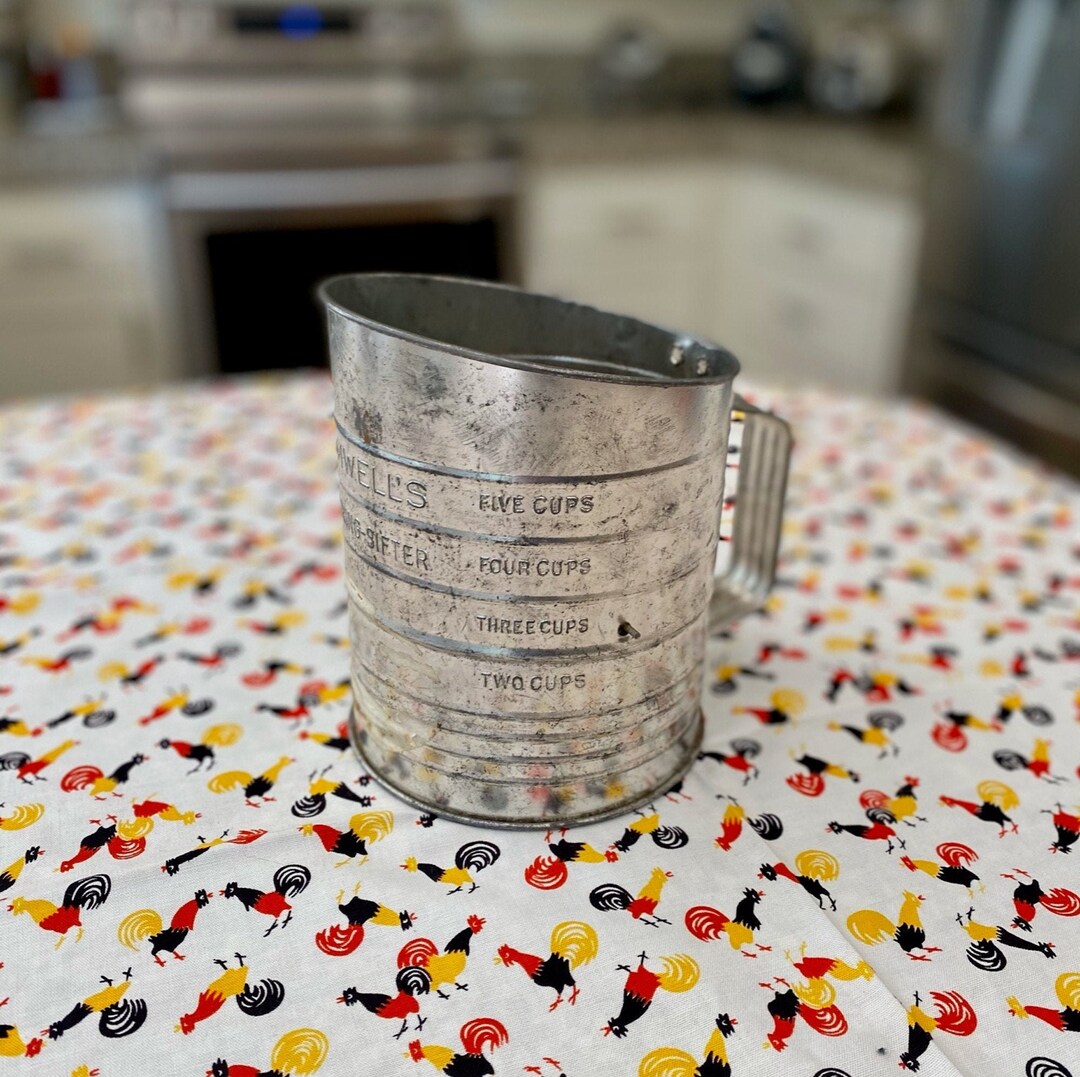 5cup Tin Flour Sifter by Jacob Bromwell Vintage Bromwell's Sifter
