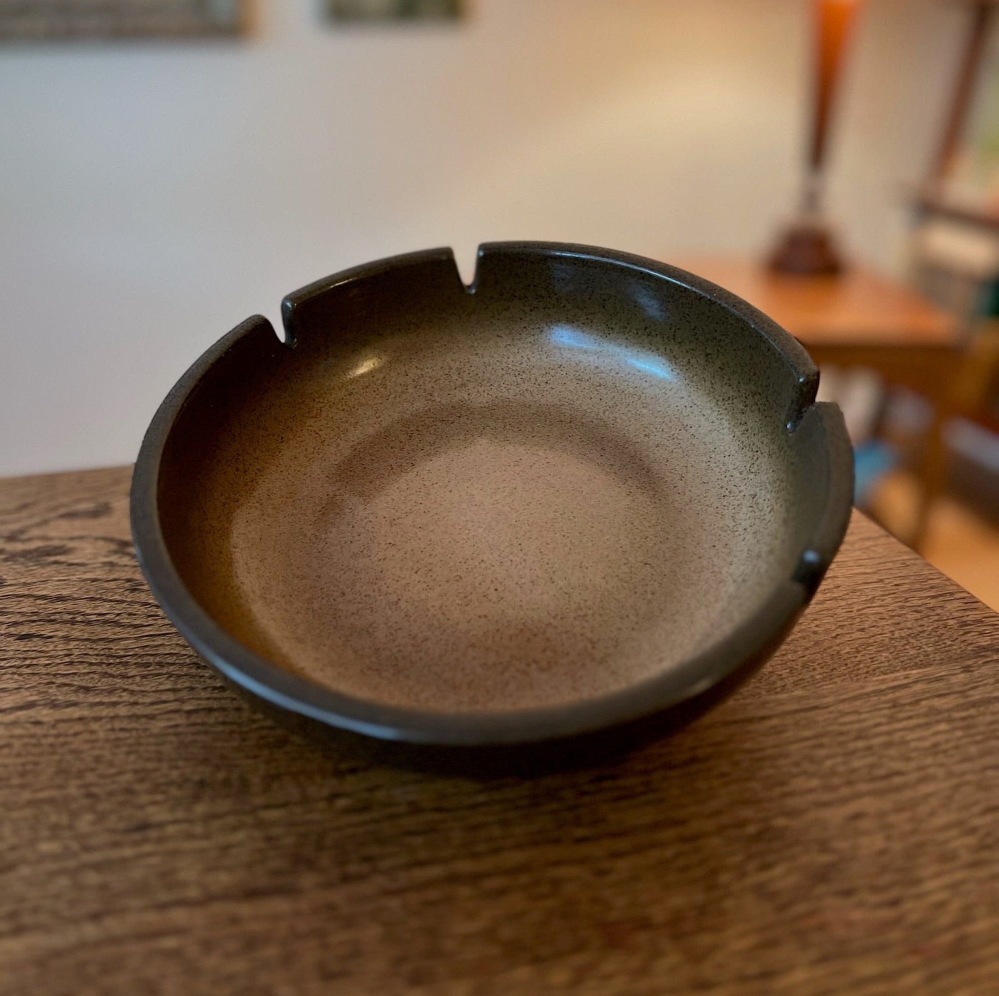 Heath Brownstone Jumbo Ashtray by Heath Ceramics | Heath 4-notch