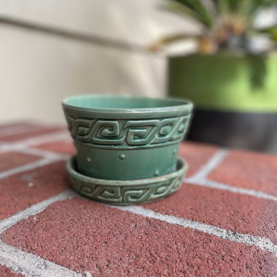 Vintage Teal Green Hobnail Flower Pot With Saucer by Mccoy Pottery | Green Mccoy  Pot | Mccoy Hobnail Planter | More Mccoy in 19thrifty Shop - Etsy