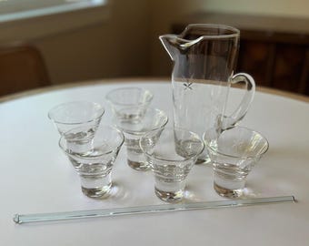 Vintage 8-Piece Set Six Point Star Martini Cocktail Pitcher and Glasses by Susquehanna | Martini Pitcher and Glasses | MCM Star Martini Set