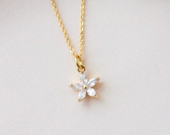 Flower Necklace - Gold Flower Necklace - Flower Pendant Necklace - Layering Necklace - Trendy Necklace - Bridesmaid Gift - Dainty Necklace