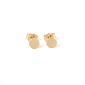 Tiny Circle Studs • Gold Circle Earrings • Gold Filled Minimalist Studs • Gold Circle Earrings • 14k Gold Stud Earrings