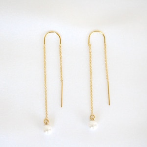 Pearl Earrings • Gold Pearl Threader Earrings • Dangle Earrings • 14K Gold Filled Pearl Earrings • Dainty Pearl Earrings • Gold Pearl Chains