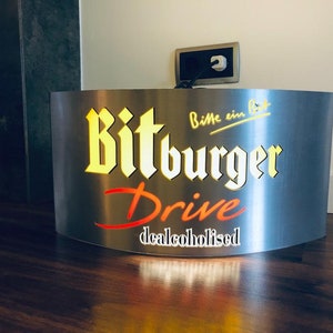 Sinalizador de cerveja Bitburger original dos anos 90. Boas Condições