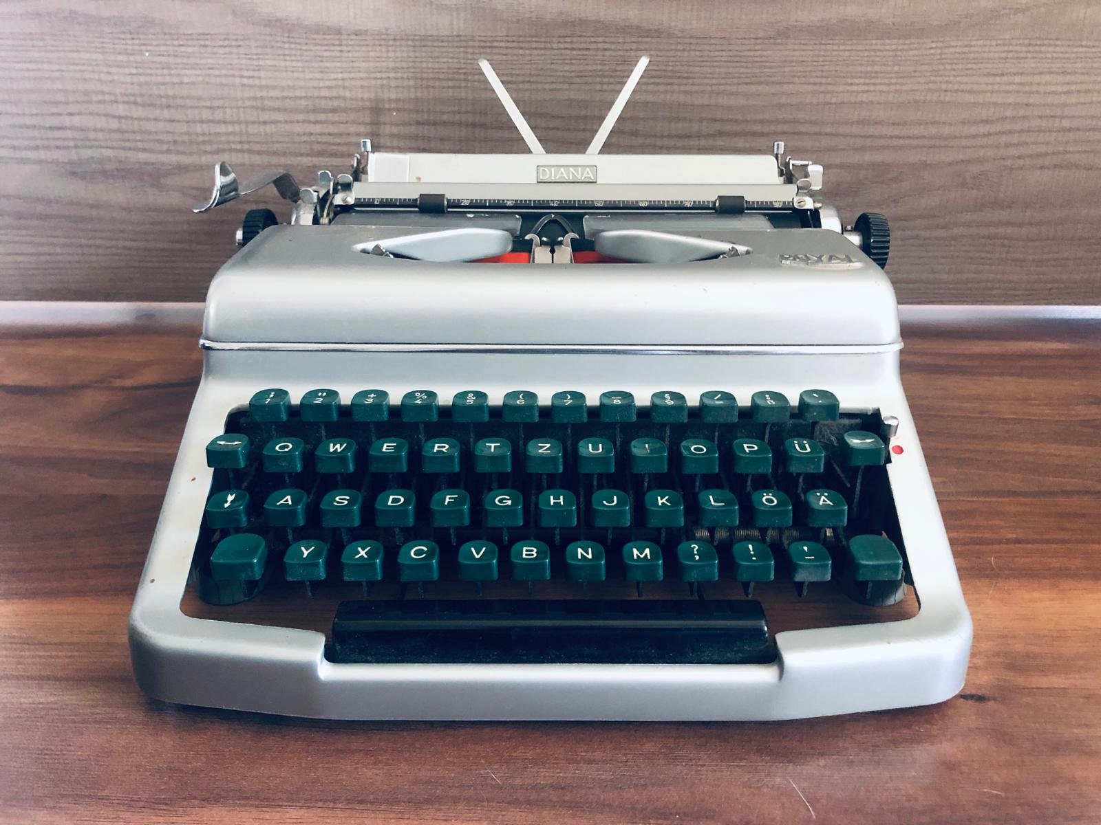 Royal Diana Typewriter - Etsy