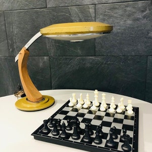 FASE President Desk Lamp. Original Gold Color. Good Conditions