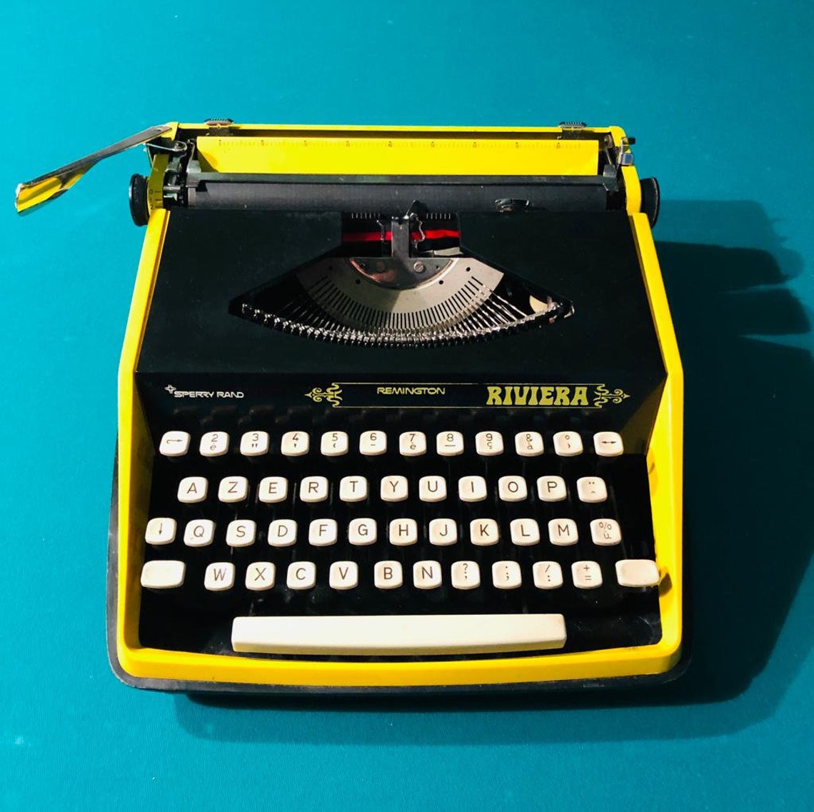 Original Remington Riviera Typewriter From the 70s good Condition Etsy