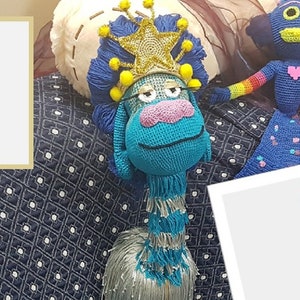 Essence Queen Crochet Pattern in Spanish | Trolls Amigurumi Pattern in Spanish | Trolls World Tour Queen Essence