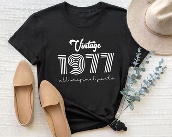 Vintage 1977 Shirt, 1977 Birthday Shirt, Retro 1977 Shirt, Custom Birthday Gift, Personalized Gift birthday, Birthday 1977 Tshirt, 1977 Tee