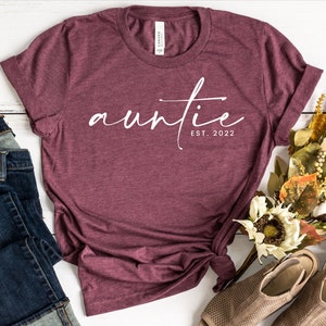 Auntie Shirt, New Aunt Gift, Aunt Shirt, Auntie Established Shirt, Aunt Birthday, Custom Name Shirt, Auntie and Uncle Shirt, New Aunt Gift