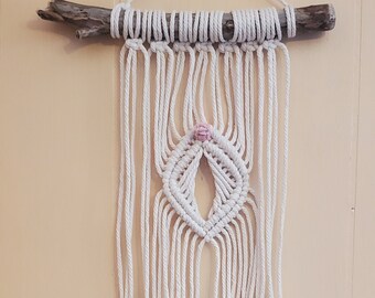 Vulva, feminist, body positivity, macrame wall hanging, gates of paradise, wall hanging, homedecor, feminist gift