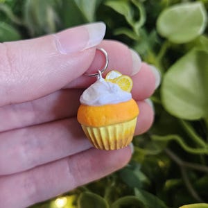 Lemon Cupcakes - Bitte wählen Sie Anhänger oder Ohrringe aus dem Menü