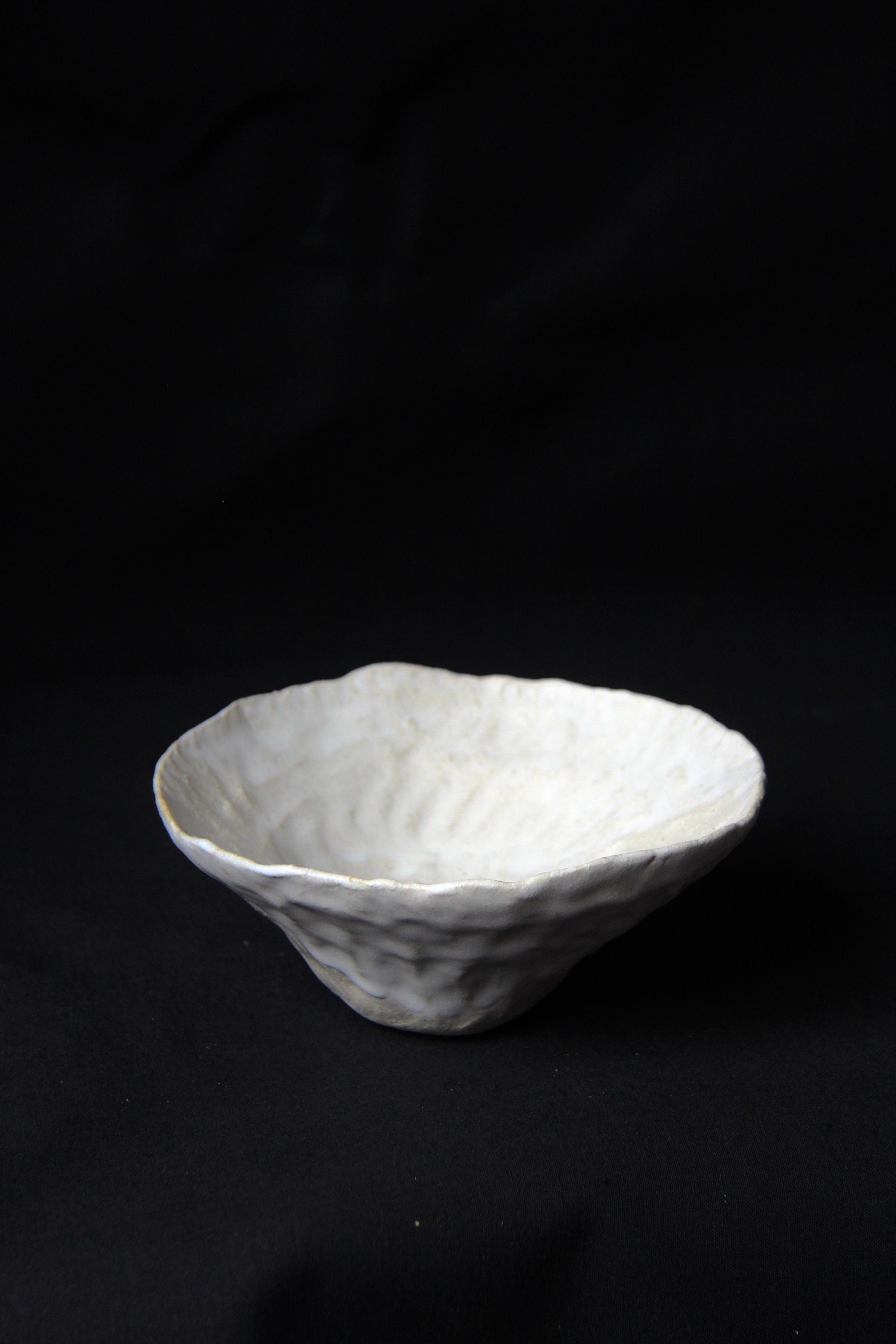 Bol Blanc Mat en Grès sur Commande, Céramique Organique Fait-Main, Décoration d'intérieur Unique Dan