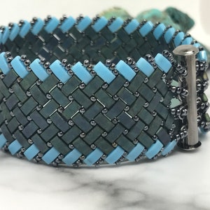 One Inch Wide Half Tila Beaded Bracelet, Flexible Bracelet, Herringbone Pattern Half Tila Bracelet, Metallic Iris Blue and Turquoise