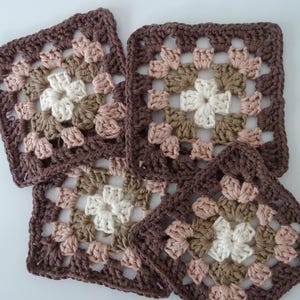Easy Granny Square Crochet Pattern: Step-by-Step Visual Guide (PDF)