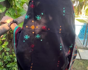 Scialle Bhujodi nero multicolore tessuto a mano / Kutchhi tessuto artigianale / Scialle tradizionale indiano / Stola invernale etnica