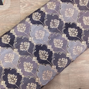 Szerokość 44 cale, Brokat cięty na wymiar, Indyjski materiał na spódnicę-sukienkę lehenga, Materiał do dekoracji wnętrz, Szycie DIY, Zasłony, Szary