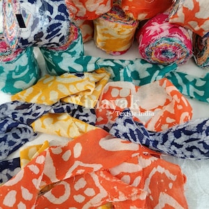 Rouleau imprimé batik de coton 2" 100g, Couleurs assorties Ruban recyclé Tissage tricot, ruban décoratif à bord brut en arts de la fibre, emballage cadeau