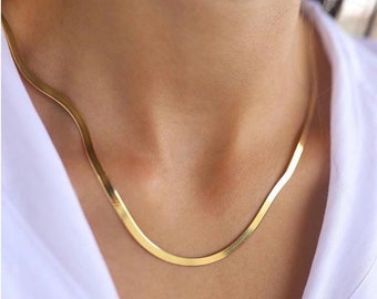 classy necklace for ladies