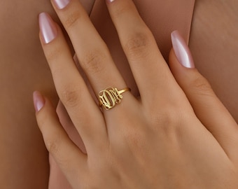 Personalized Monogram Initial Ring, Tiny Dainty Initial Ring, Custom Sterling Silver Letter Ring | Silver, Gold, Rose Gold,QW06