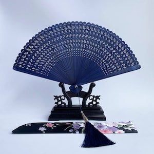 Folding fan,Beautiful Asian tradition hand fans for best Gifts,Wedding Favors,dragonfly Folding fan,birthday,parents Gift