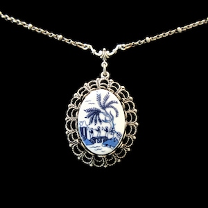Blue Willow porcelain necklace antiqued silver setting blue and white