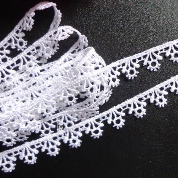 Venise Lace, 1/2 inch wide white color sellect length