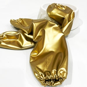 Goldfarbene wasserdichte MINI Hunde-Leggings - Beinbedeckung für Miniaturhunde - Pudel Leggings & Pom-Schützer