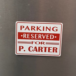 Magnete personalizzabile per cartello di parcheggio del campus degli Avengers - P. Carter