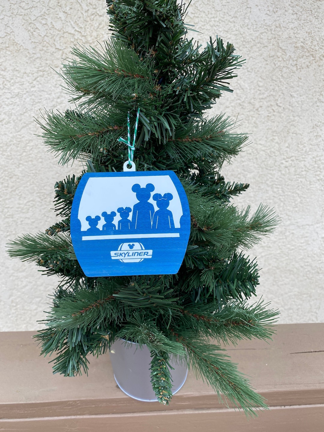 Skyliner christmas ornament Clearance