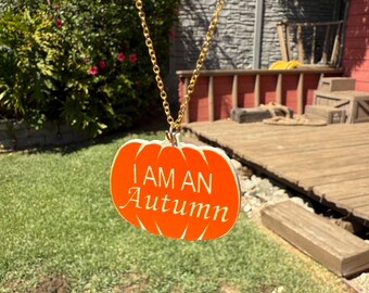 I Am an Autumn Necklace – Fall-Inspired Pendant for Cozy Souls & Book Lovers