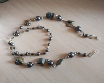 Gray Shell Eyeglass Chain