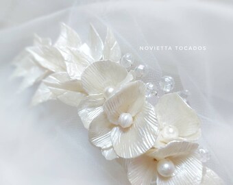 bridal headdress, bridal accessories, flowers for hair, flower headdress, floral headpiece, porcelain flowers, Wedding accessories