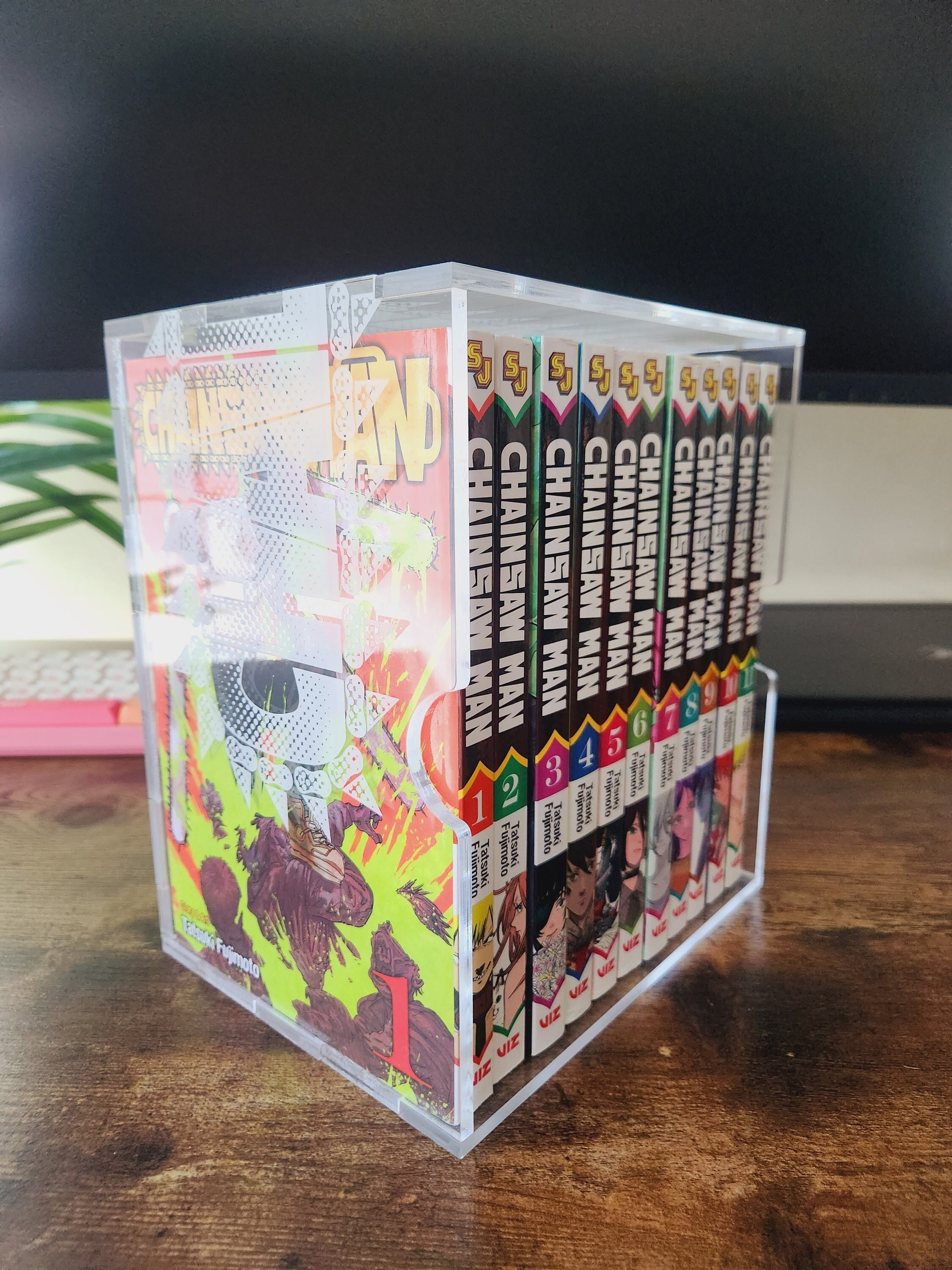 VIZ  See Chainsaw Man Box Set