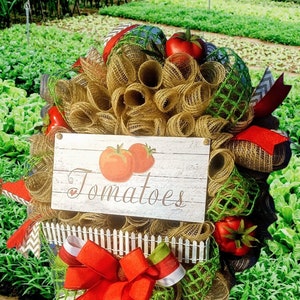 Tomato wreath,Vegetable Gardner Decor, Farmhouse Door Decor, Tomato Garden Summer Wreath,Vegetable Wall Decor, Wooden Tomato Sign Wreath. image 5