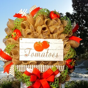 Tomato wreath,Vegetable Gardner Decor, Farmhouse Door Decor, Tomato Garden Summer Wreath,Vegetable Wall Decor, Wooden Tomato Sign Wreath. image 1