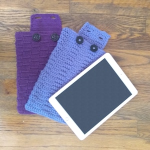 PATTERN iPad case - handmade crochet for ebook or e-reader case - very simple with buttons