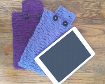 PATTERN iPad case - handmade crochet for ebook or e-reader case - very simple with buttons