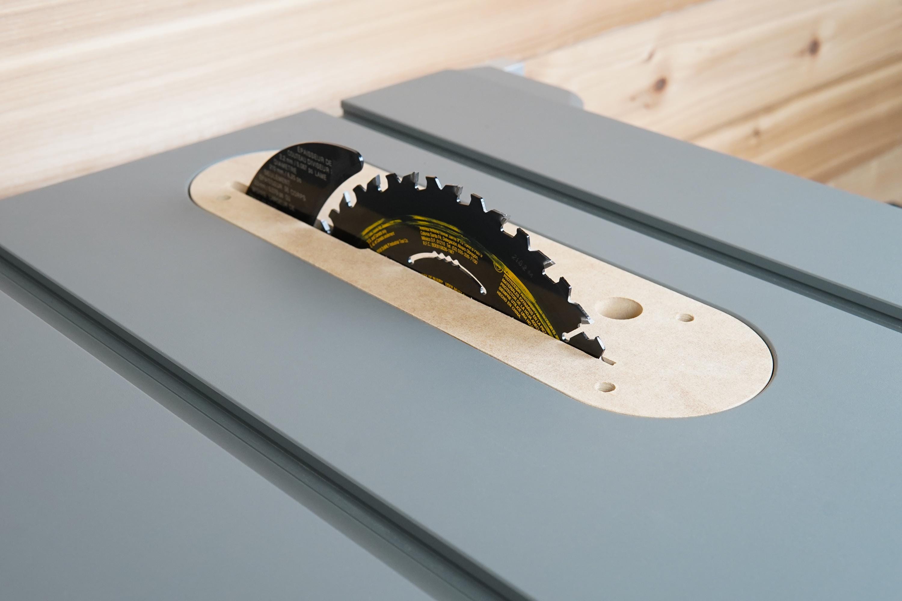 NEW　ベッドテーブル　NA/WAL Zero Clearance Insert Dewalt 8-1/4″ Table Saw - DWE7485 - Etsy Israel