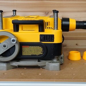 DeWalt DW735 Planer to 2 1/2&quot; Vacuum Hose Adapter - DW735x