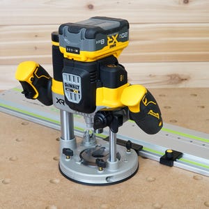 Router Adapter for Dewalt 2-1/4 HP Cordless Plunge Router