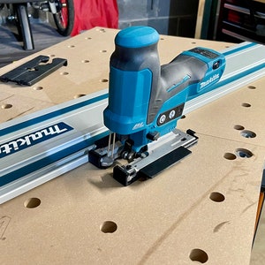 Makita 12v VJ05Z Jig Saw Adapter for Makita & Festool Guide Rails