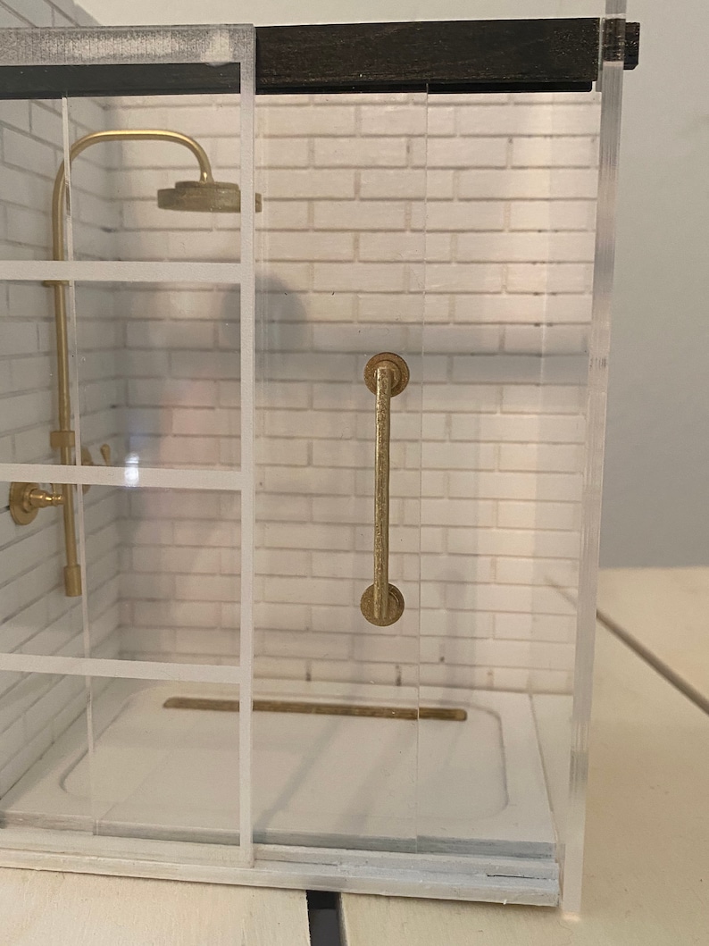 dollhouse miniature shower