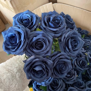 10pcs Artificial Azul Marino Rosa Tallo Marino Rosa de Seda Rosas de Seda Artificial para Ramos de Boda Decoración de Oficina en Casa